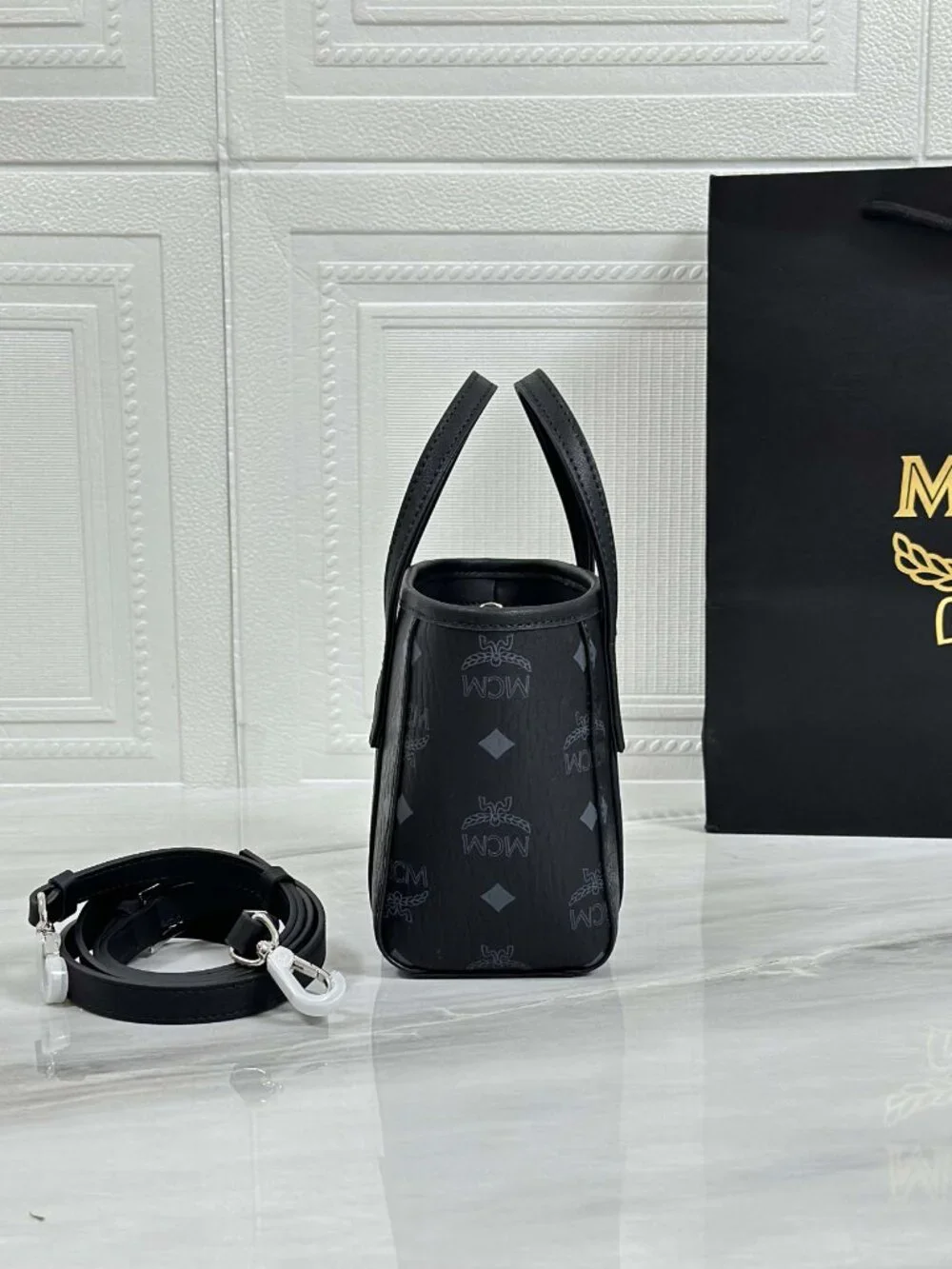MCM Tote Bag - Picture 3 of 6